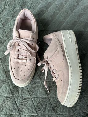 Women's Nike Air Force 1 Sage Low Sneaker